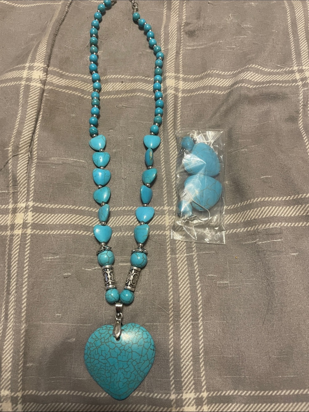 Turquoise Heart Bead Necklace with Matching Accent Beads